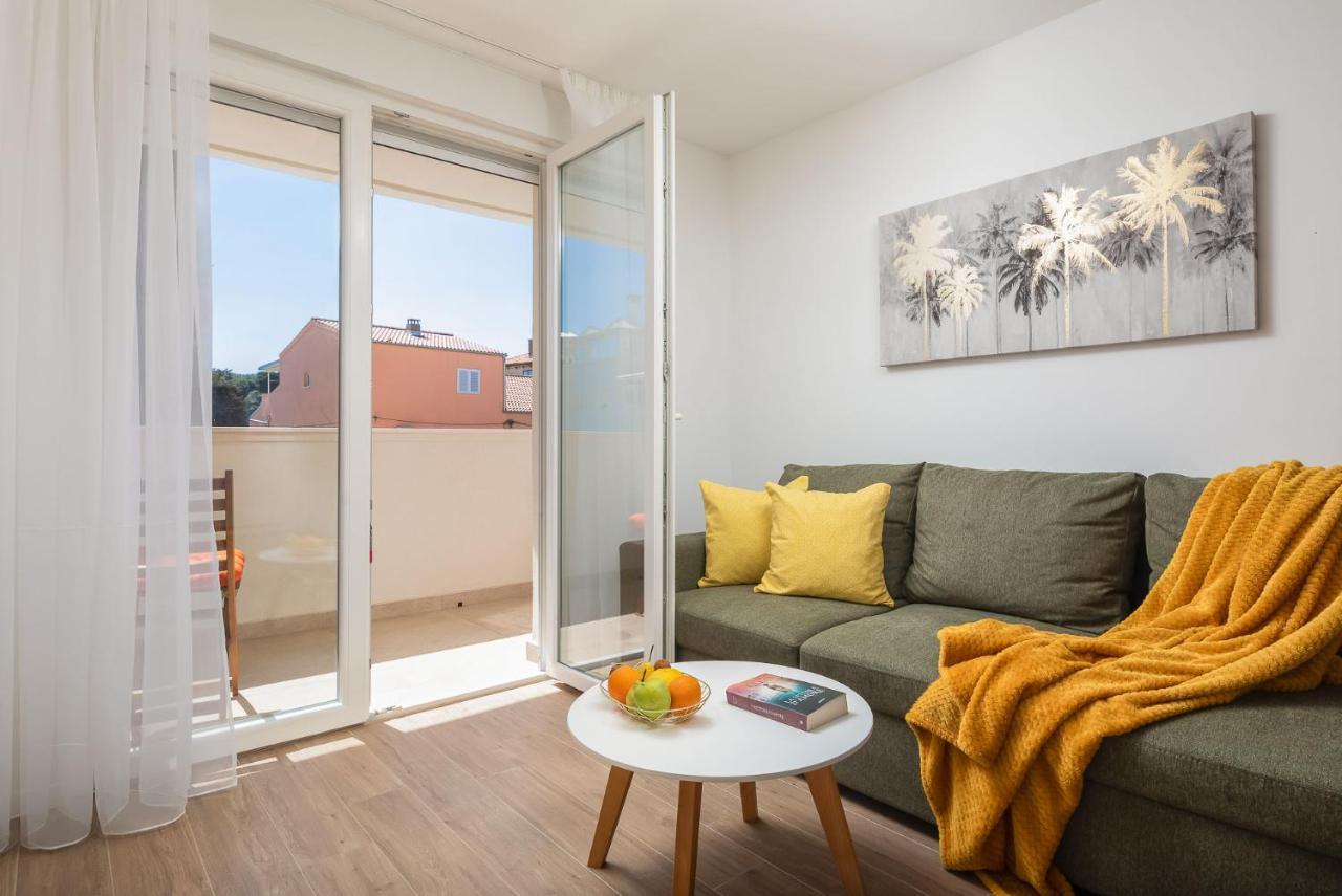 New & Modern Apartment Aa Split Bagian luar foto