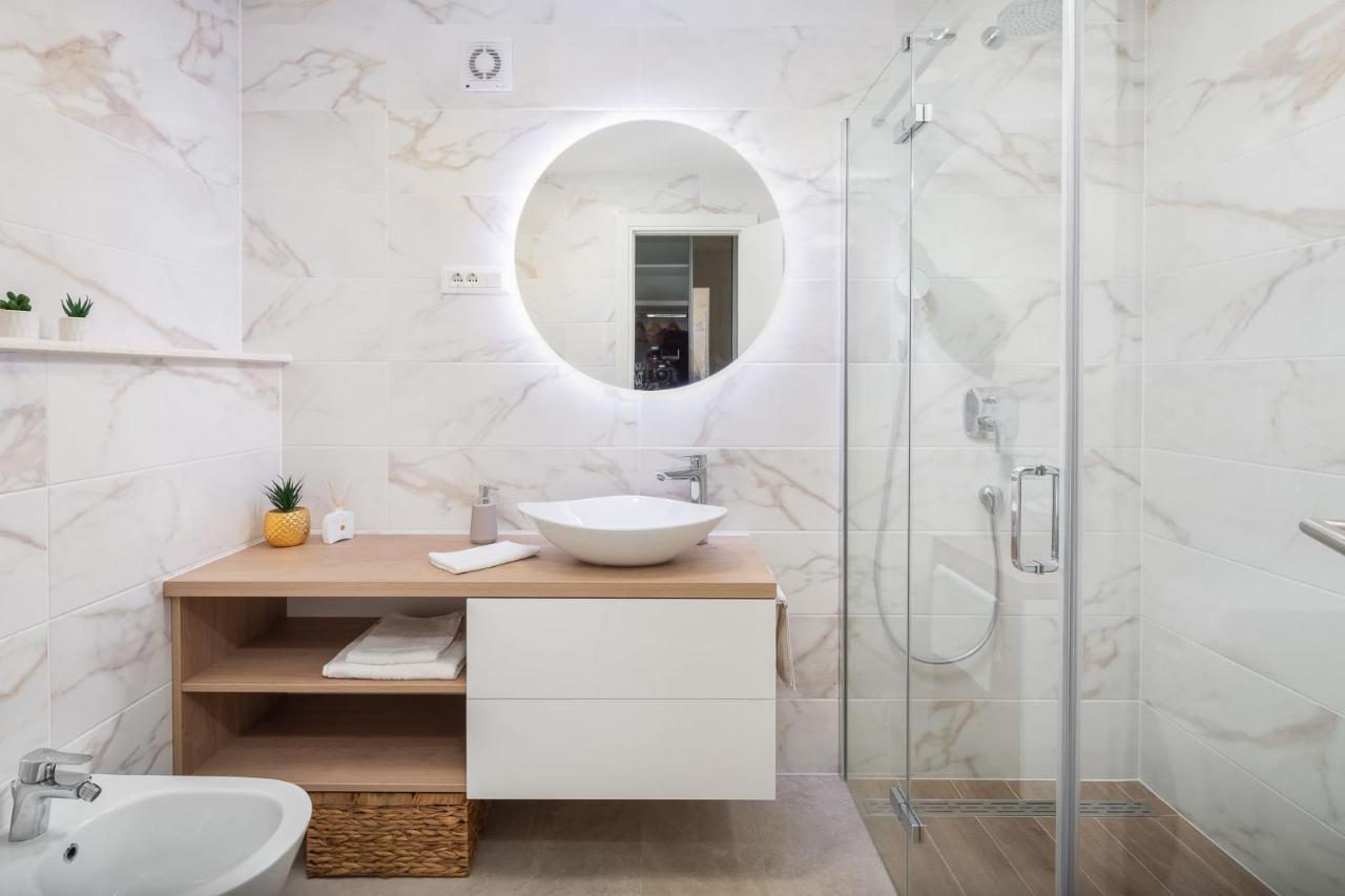 New & Modern Apartment Aa Split Bagian luar foto